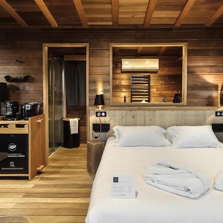 Le Domaine Des Pres Verts Suites & Chambres Avec Jacuzzi Privatif Jouey Εξωτερικό φωτογραφία