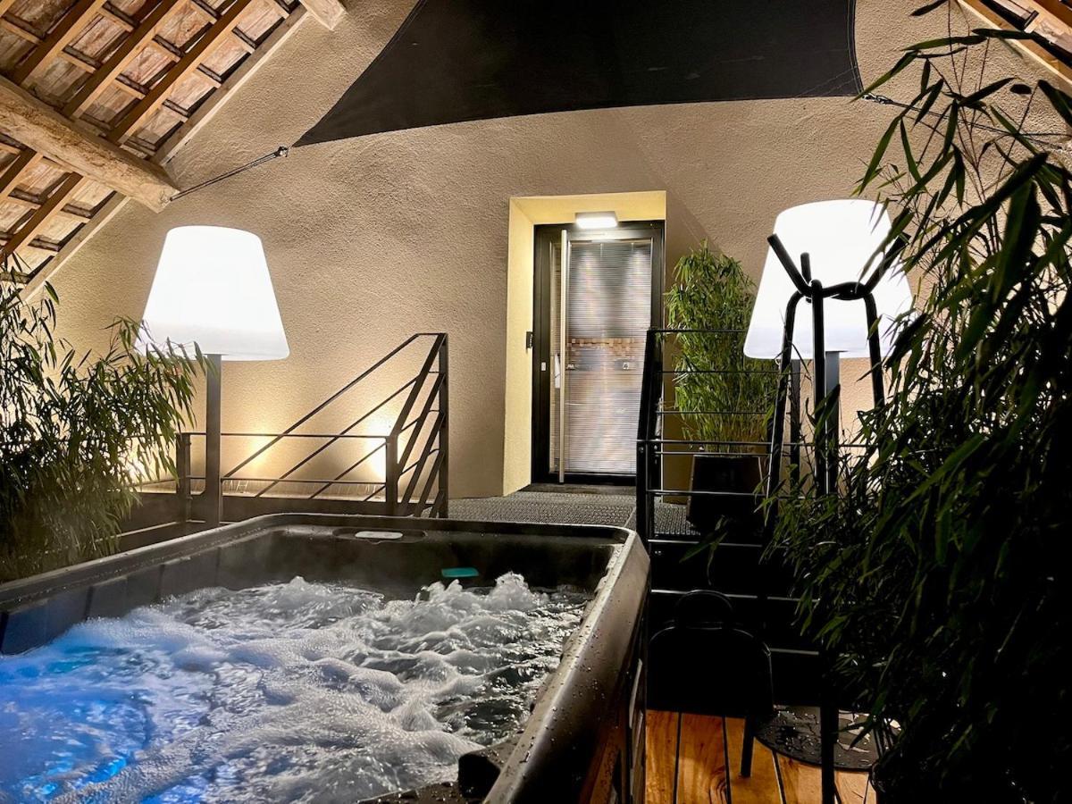 Le Domaine Des Pres Verts Suites & Chambres Avec Jacuzzi Privatif Jouey Εξωτερικό φωτογραφία